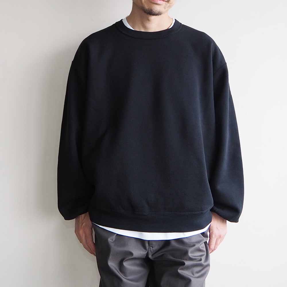 いつの時代もカジュアルな定番と言えばスウェット。-WELLDER MENS  