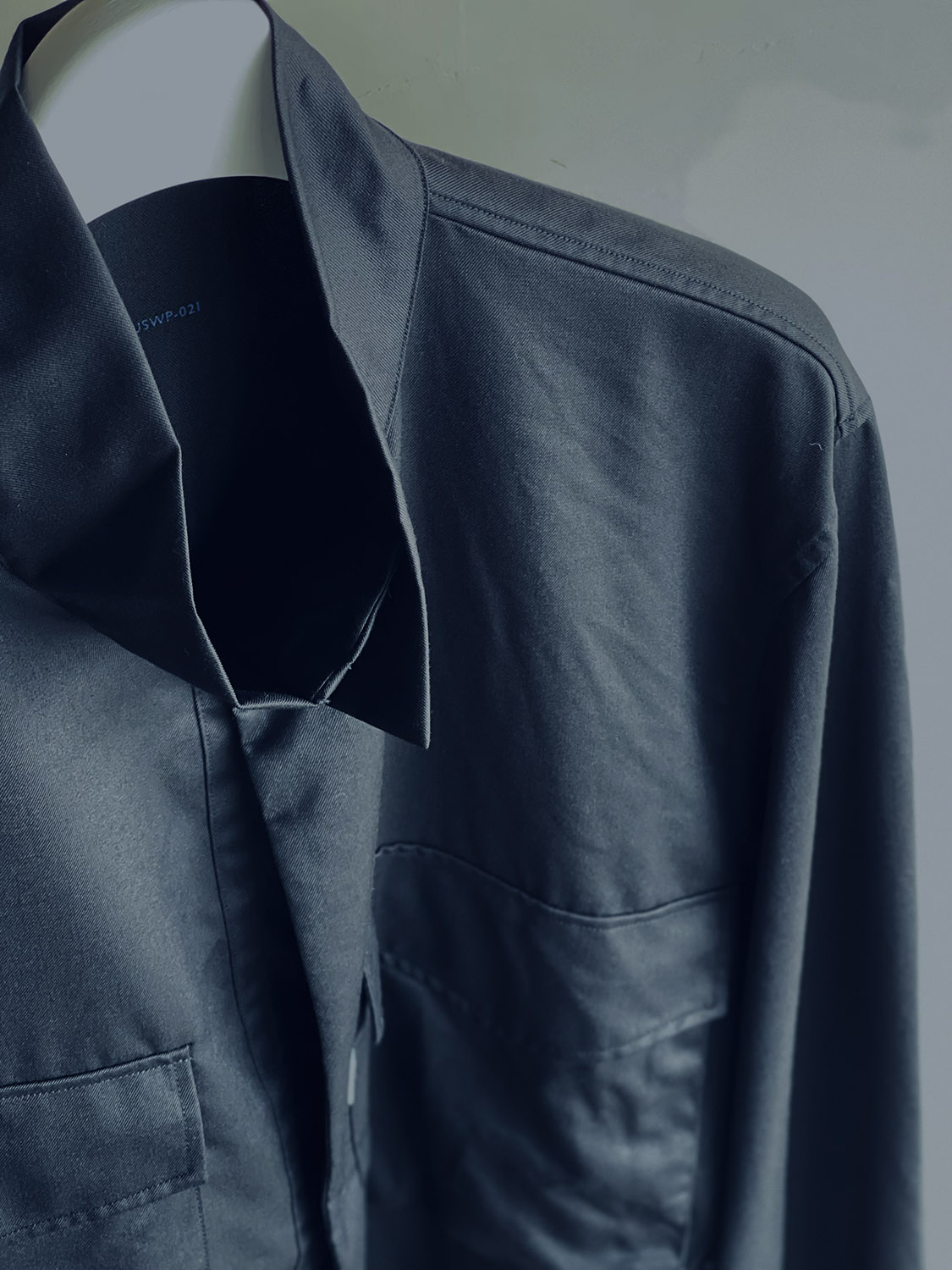 秋はFLIGHT SHIRTを上品なウール素材で着こなしたい。-S H エスエイチ