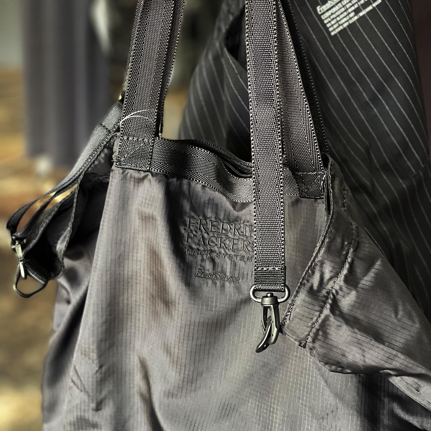 FreshService FREDRIKPACKERS ショルダーバッグ FREDRIK PACKERS FreshService ショルダーバッグ - メルカリ