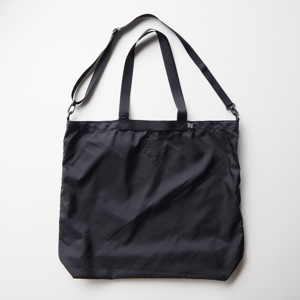 FreshService×FREDRIK PACKERSの3ウェイバッグは買って良かったものの 