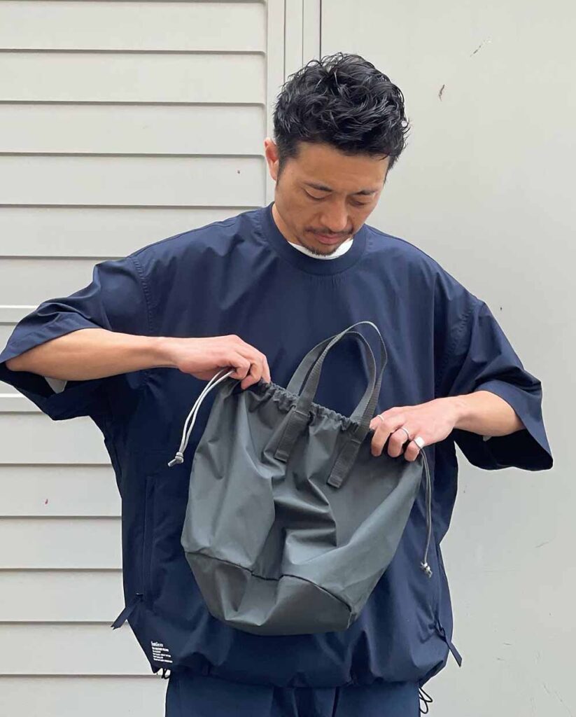 買い逃していた方必見のERA.のヘルメットバッグ。 – Sites&Lab サイツ 