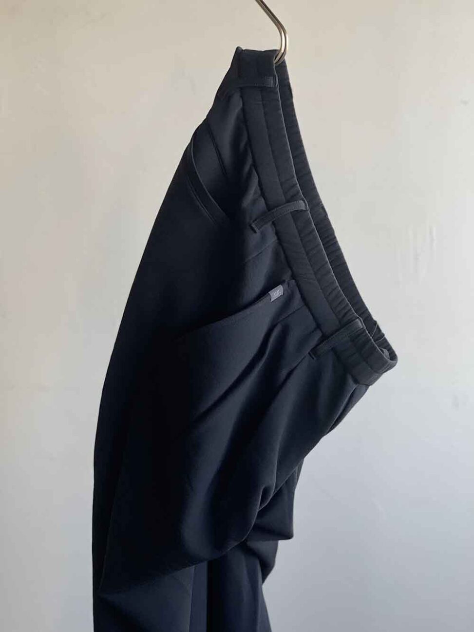THINKWOOLの「TW BRUSHED LINING PANTS」 | Sites&Lab サイツアンドラボのブログ